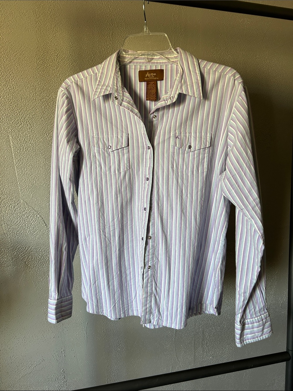 Aura Lavender & White Striped Button-Front Shirt